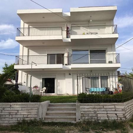 Sunset View Apartment Ofrinion Exterior photo